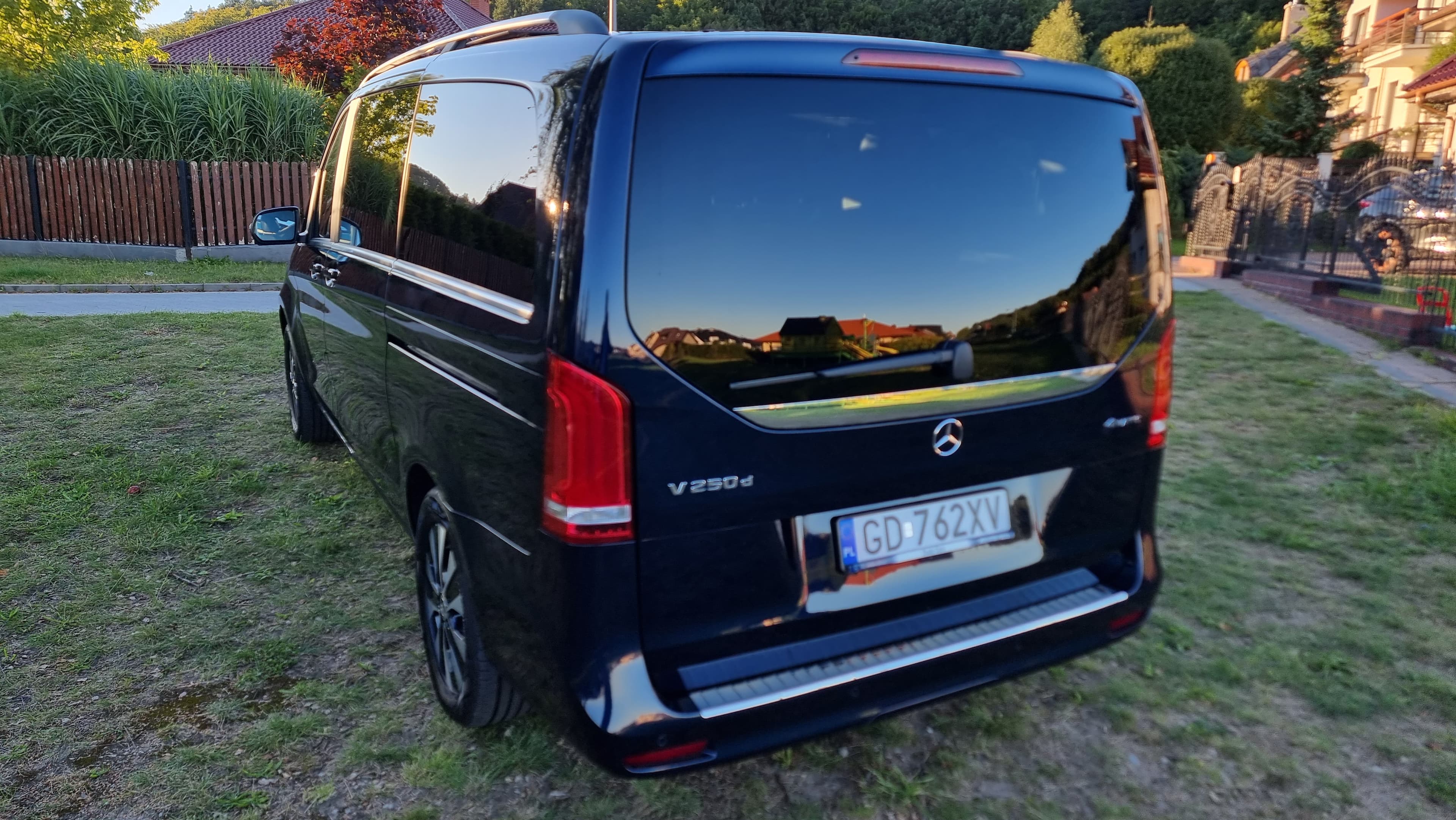 Mercedes V250d